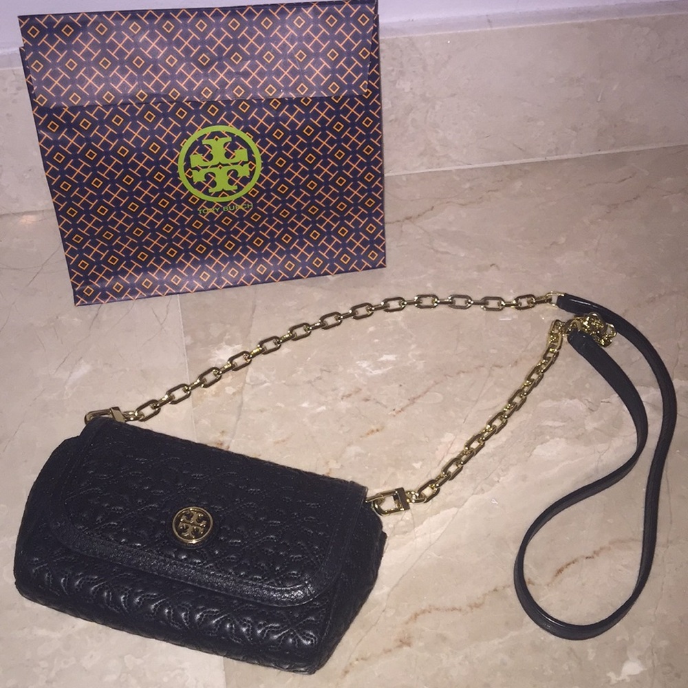 Like new Tory Burch cross body bag